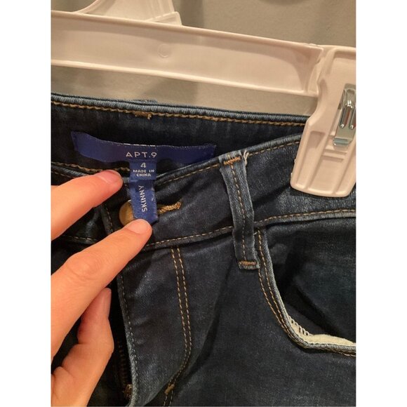 Womens Apt 9 Size 4 Skinny Jeans Lot of 3 - Picture 6 of 10